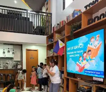 Clouds of Kindness: KaTechys visits Iskolar Reading Center