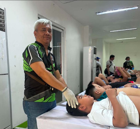 Operation: Tuli Mo, Sagot Ko